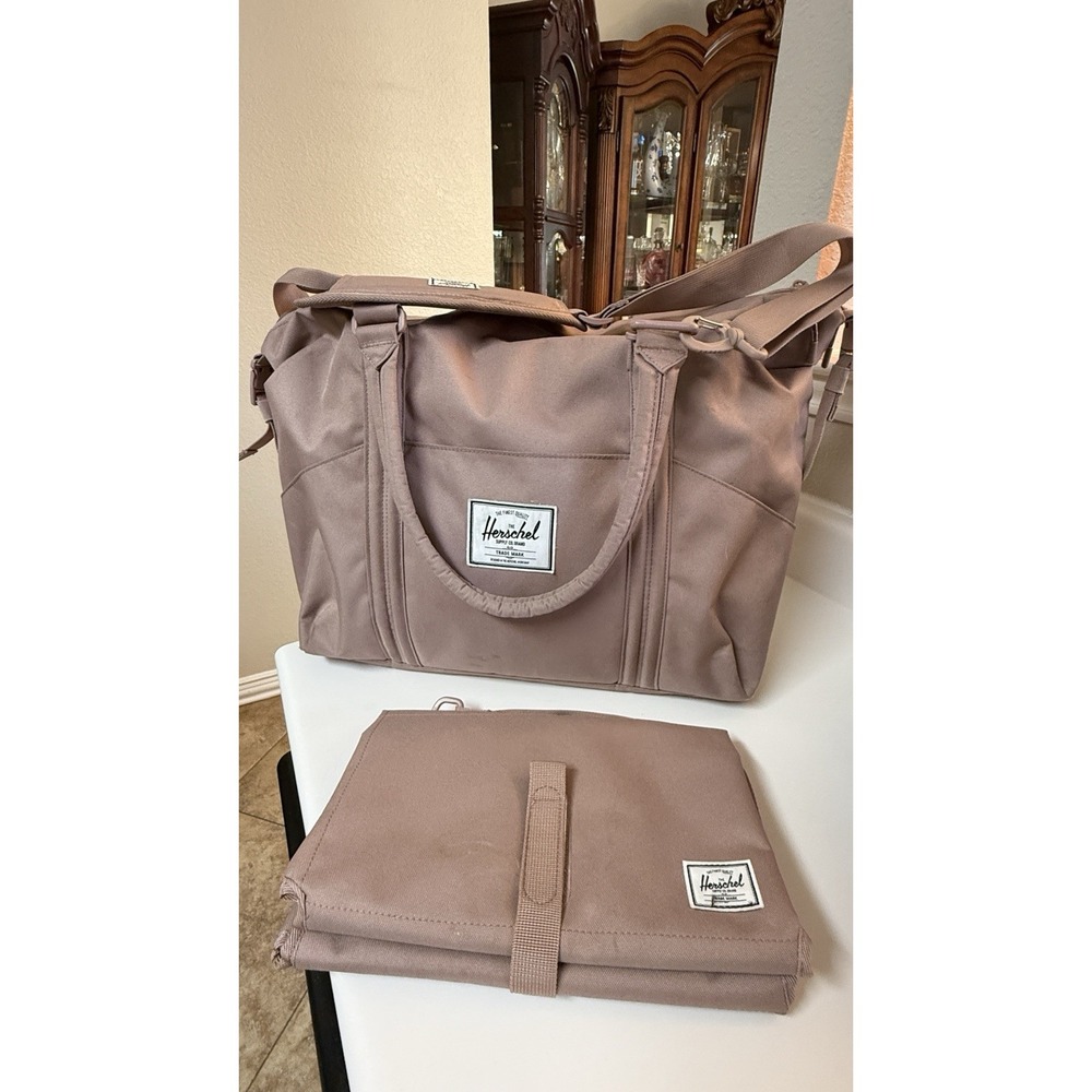 Herschel Supply Co Strand Sprout Diaper Bag Duffle Changing Mat Ash Rose Mauve